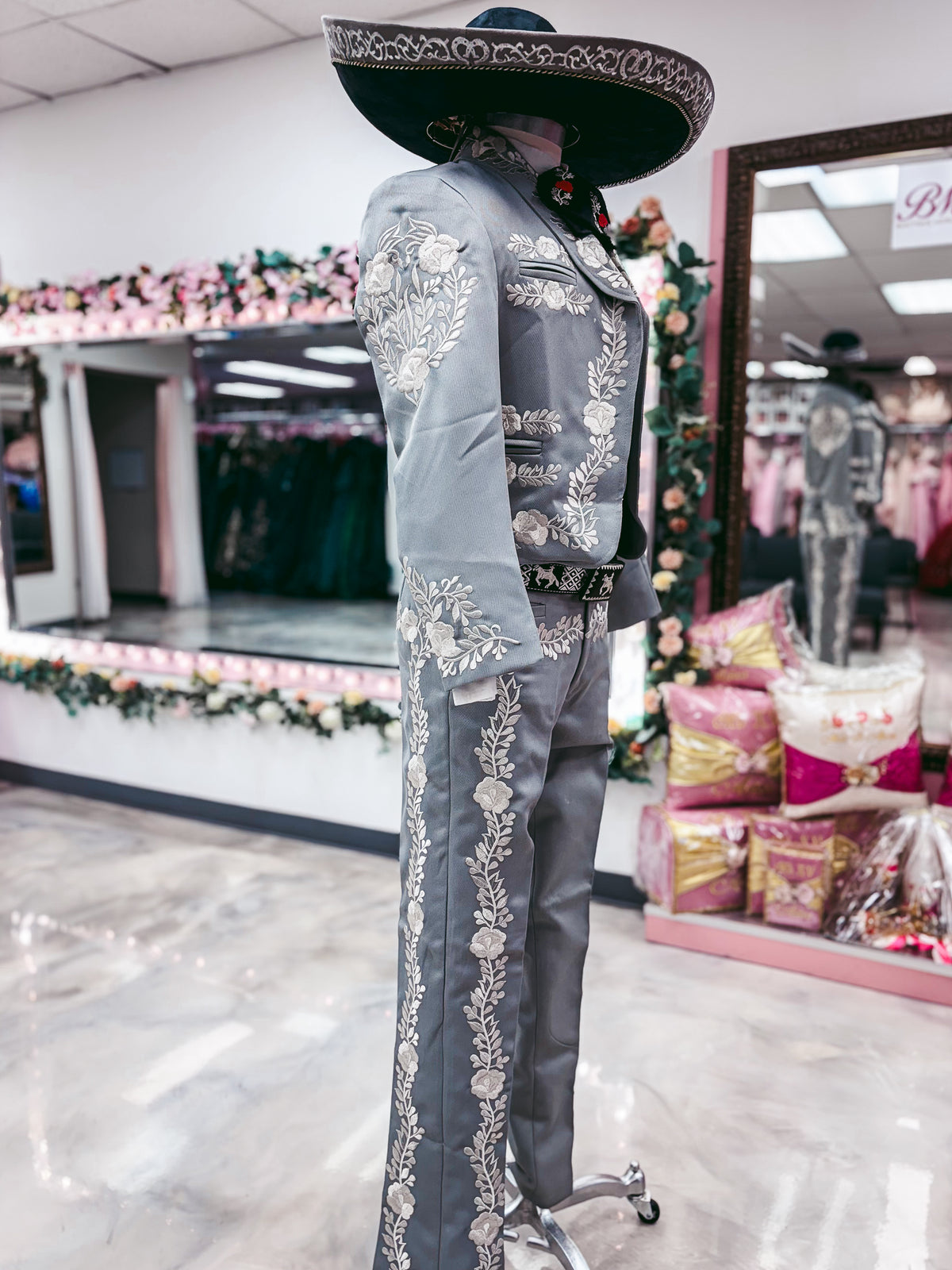 Classic Traje Charro Grey/Silver