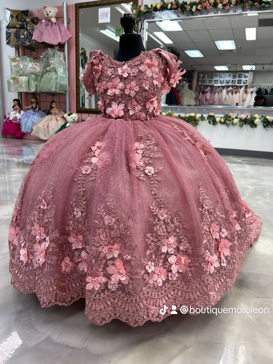 mini quinceaera dresses rose gold Blush Gold Lace Mini Ball Gown, Luxury Mini Quinceanera Dress, Matching Sister Gown, Royal Flower Girl Dress, Wedding Pageant Outfit
