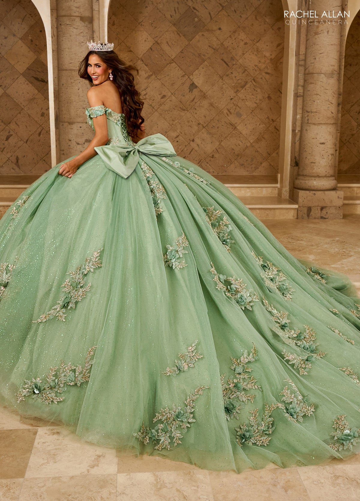 La Reina RQ2210