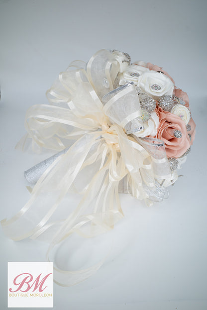Quinceañera Ramo Blush/White