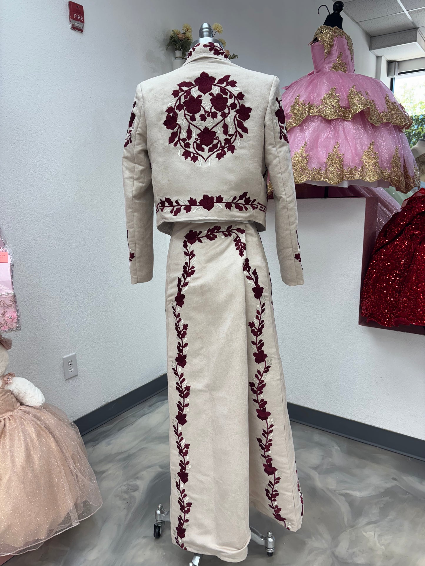 Traje Charro Cafecito/Burgandy Mujer
