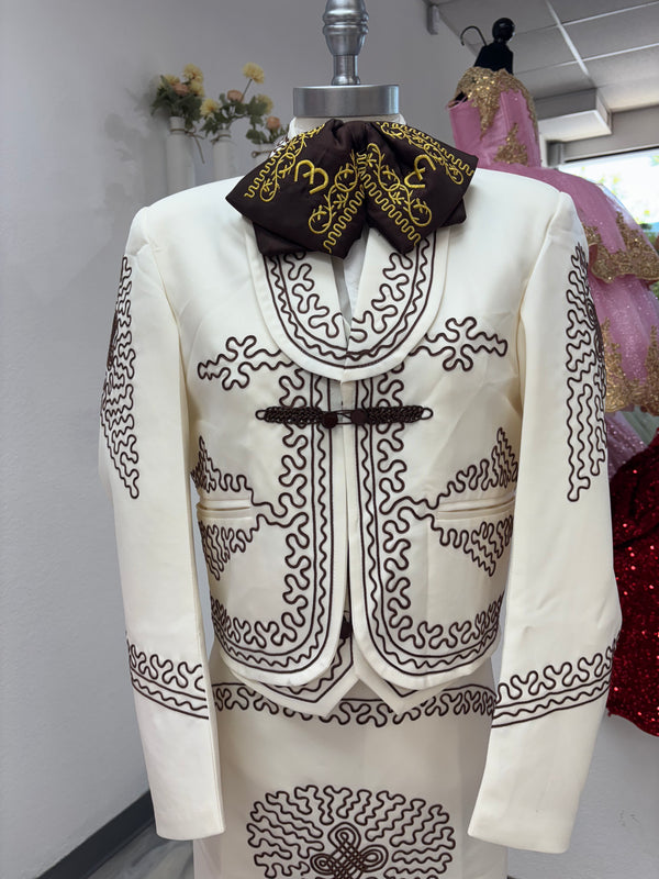 Traje Charro Crema/Cafe Mujere Economico — alternate view — Boutique Moroleon Sacramento
