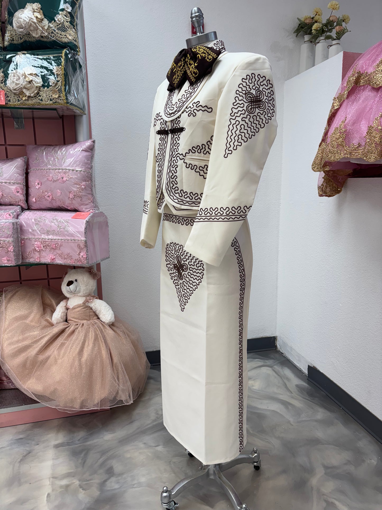 Traje Charro Crema/Cafe Mujere Economico