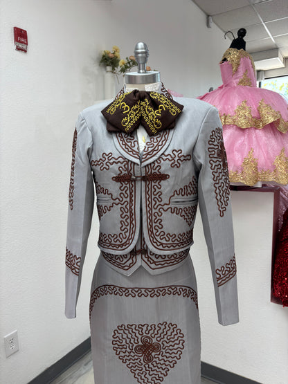 Traje Charro Gris/Burgandy Mujer