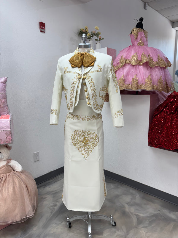 Traje Charro Crema/Oro Mujer Economico — Charro suit Sacramento CA — Boutique Moroleon