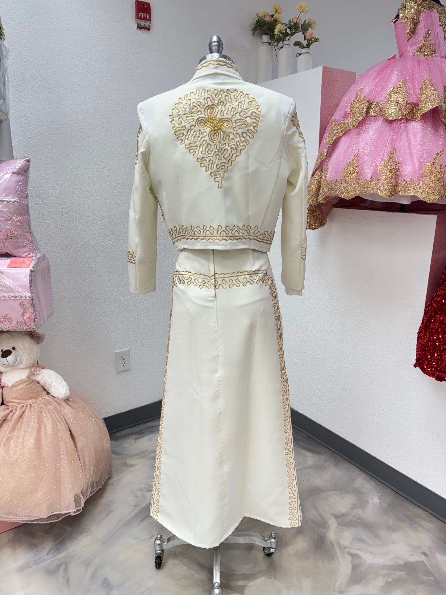 Traje Charro Crema/Oro Mujer Economico