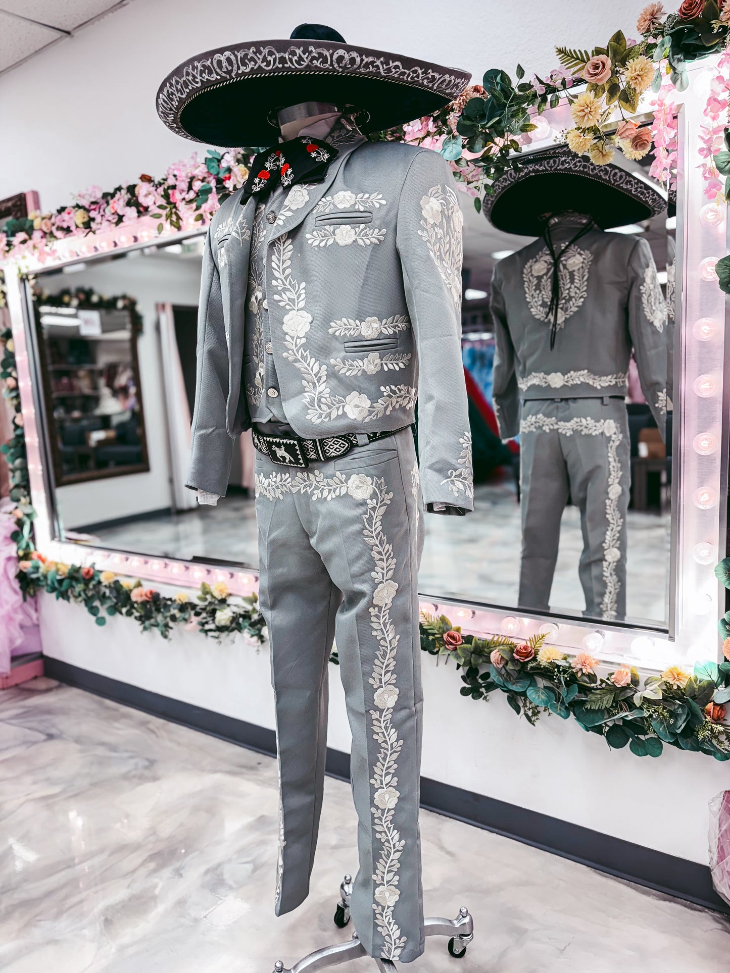 Traje Charro Grey/Silver