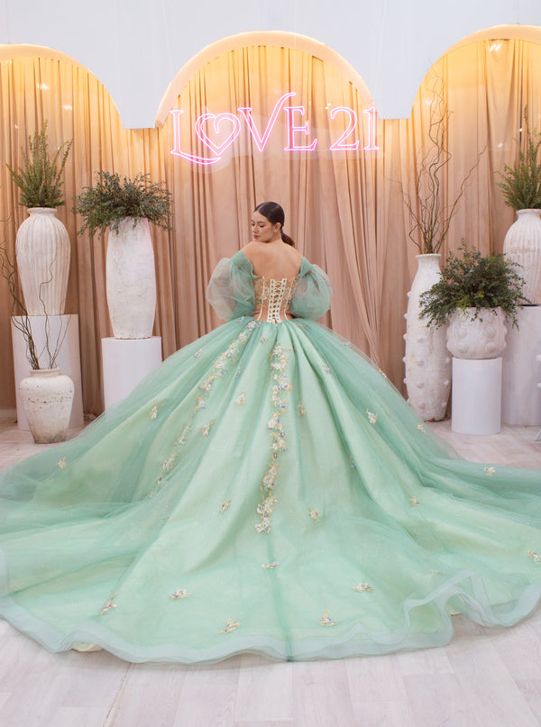 Lovely15 LV525 alternate view