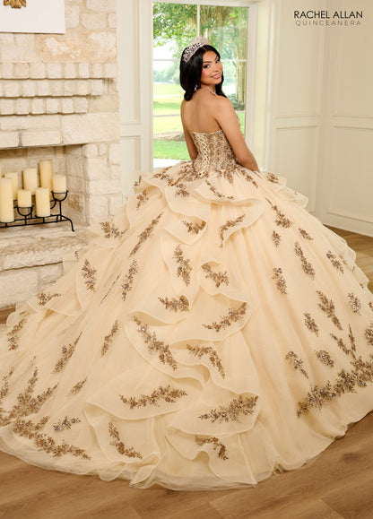 Carmina RQ1138