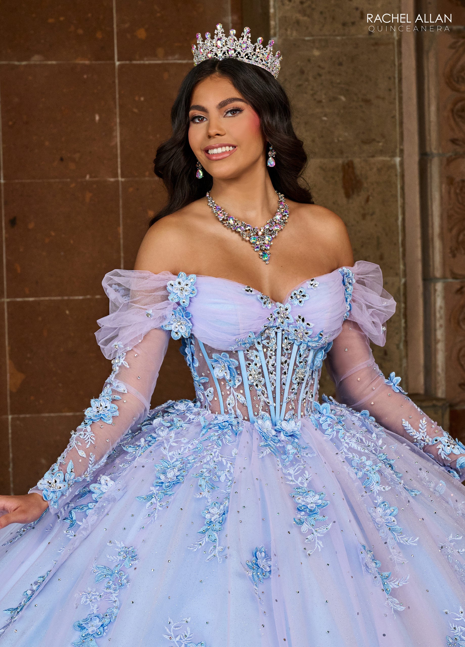 reina line dress La Reina