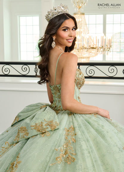 La Reina RQ2221