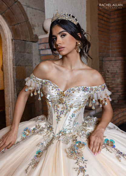 La Reina RQ2228